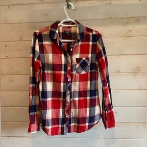Roots | 100% Cotton Red Plaid Button Up Shirt